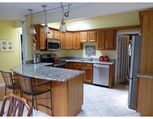 88 Hammond St, Acton, MA 01720 photo 8