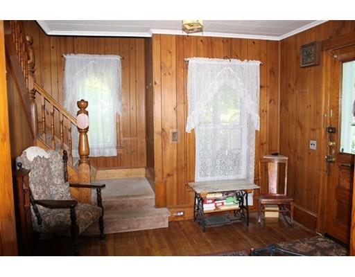 21 Lyman Ave, Easthampton, MA 01027 photo 4