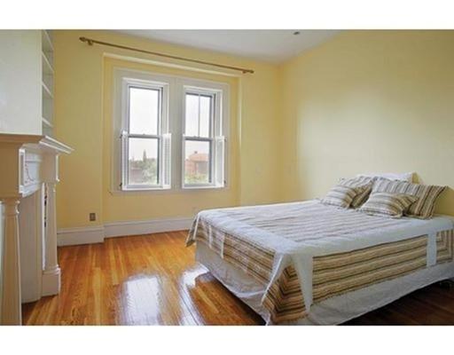 72 Walnut St #3, Brookline, MA 02445 photo 6