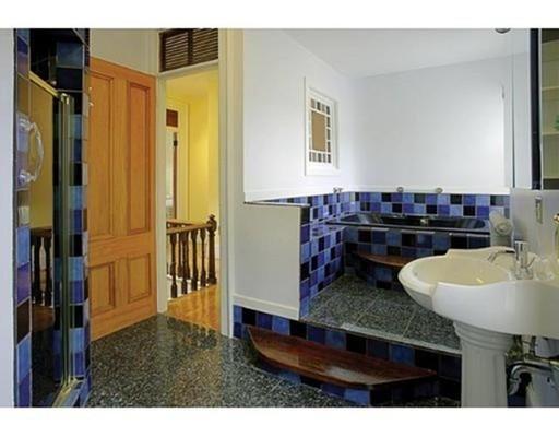 72 Walnut St #3, Brookline, MA 02445 photo 8