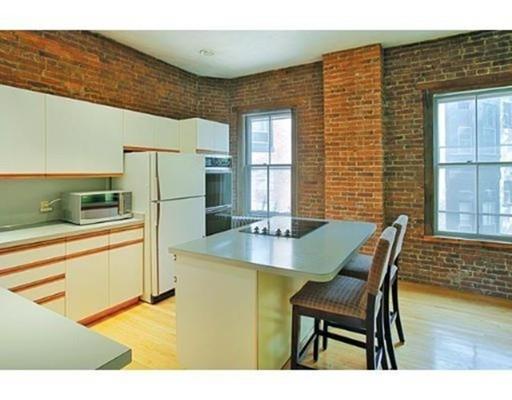 72 Walnut St #3, Brookline, MA 02445 photo 5