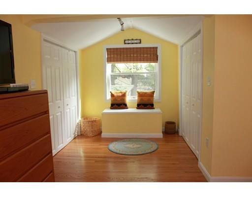 200 Parish Rd, Needham, MA 02492 photo 15