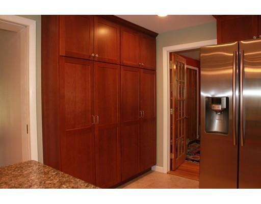 200 Parish Rd, Needham, MA 02492 photo 6