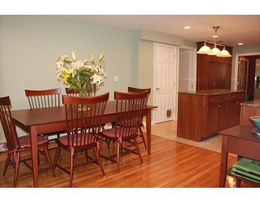 200 Parish Rd, Needham, MA 02492 photo 10