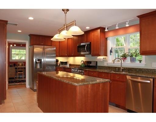 200 Parish Rd, Needham, MA 02492 photo 7