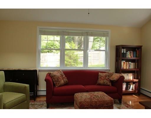 200 Parish Rd, Needham, MA 02492 photo 12