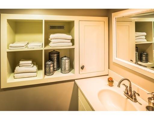 16 Central St, Marblehead, MA 01945 photo 16