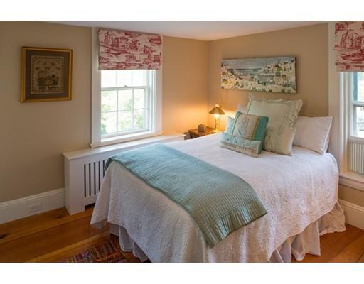 11 Waldron St, Marblehead, MA 01945 photo 11