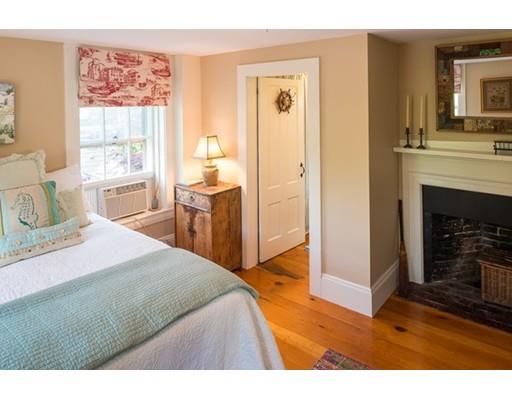 11 Waldron St, Marblehead, MA 01945 photo 10