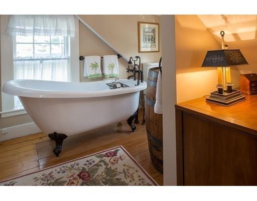 11 Waldron St, Marblehead, MA 01945 photo 17