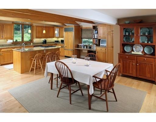 32 Park Cir, Hingham, MA 02043 photo 3