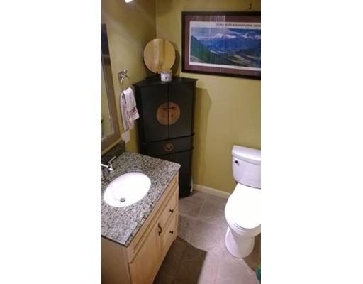 26 Charles St, Danvers, MA 01923 photo 12