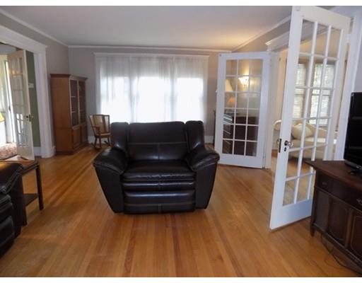 12 Maplewood Ter, Springfield, MA 01108 photo 11
