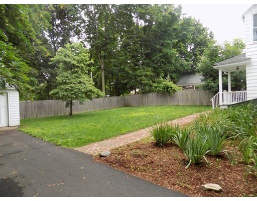12 Maplewood Ter, Springfield, MA 01108 photo 7