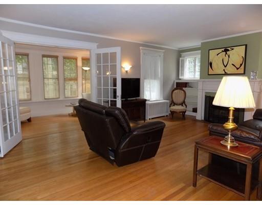 12 Maplewood Ter, Springfield, MA 01108 photo 8