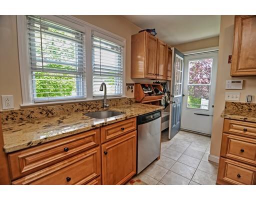 18 Thornton Rd, Worcester, MA 01606 photo 3