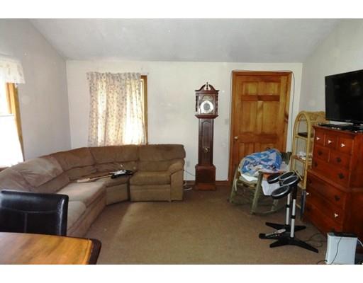 29 Lincoln St, Maynard, MA 01754 photo 3