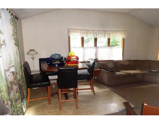 29 Lincoln St, Maynard, MA 01754 photo 2