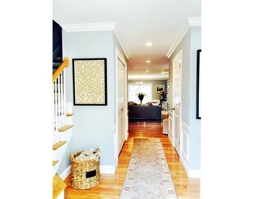 174 Washington, Reading, MA 01867 photo 2
