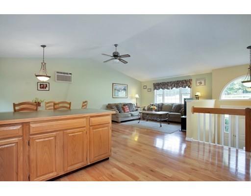 363 Thompson Rd, Webster, MA 01570 photo 12