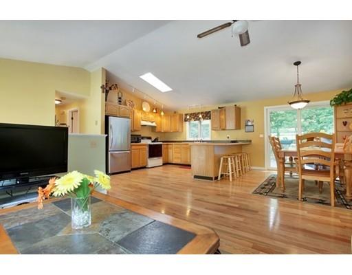 363 Thompson Rd, Webster, MA 01570 photo 15
