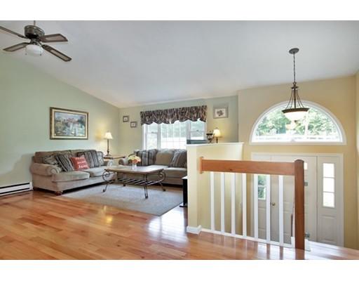 363 Thompson Rd, Webster, MA 01570 photo 11
