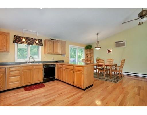 363 Thompson Rd, Webster, MA 01570 photo 4