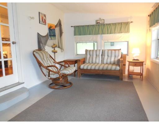 66 Christopher St, Chicopee, MA 01020 photo 13