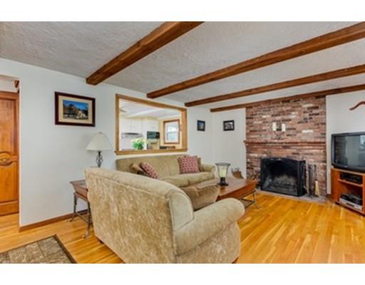 24 Plain St, Upton, MA 01568 photo 3