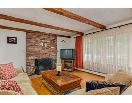 24 Plain St, Upton, MA 01568 photo 4