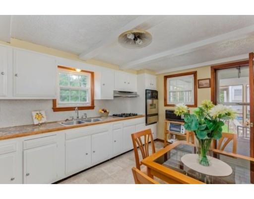 24 Plain St, Upton, MA 01568 photo 6