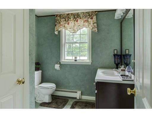 27 Jasons Path, Walpole, MA 02081 photo 16