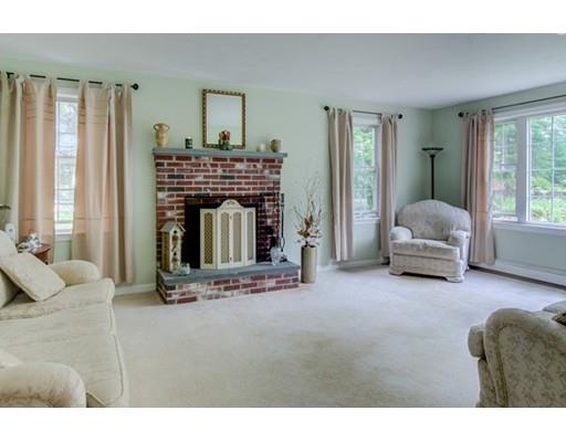27 Jasons Path, Walpole, MA 02081 photo 10