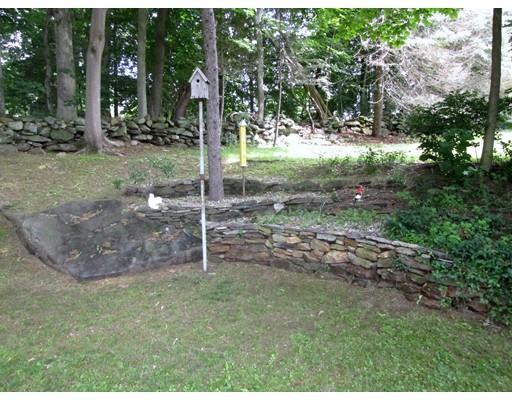 4 Raleigh Rd, Webster, MA 01570 photo 6