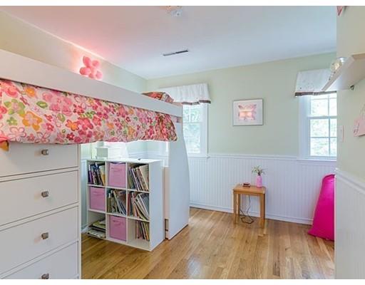 12 Willowbrook Dr, Framingham, MA 01702 photo 17