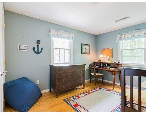 12 Willowbrook Dr, Framingham, MA 01702 photo 15