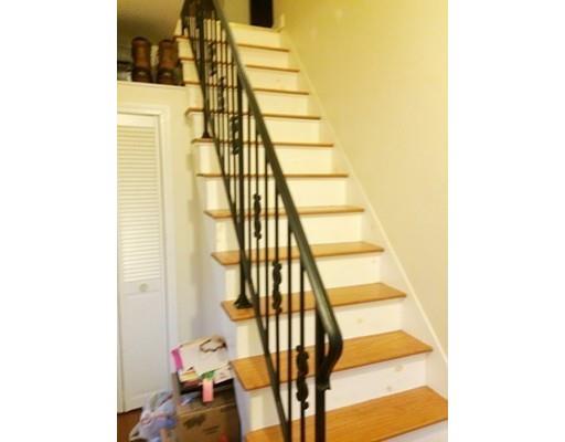 2 Burton Ct, Worcester, MA 01607 photo 13