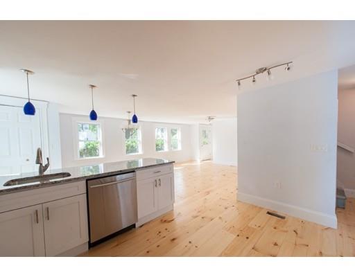 39 Buffum St #2, Salem, MA 01970 photo 3