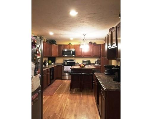 621 Florence St, Fall River, MA 02720 photo 4