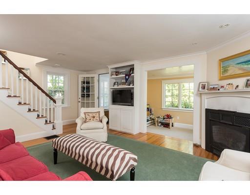 79 Central St, Hingham, MA 02043 photo 5