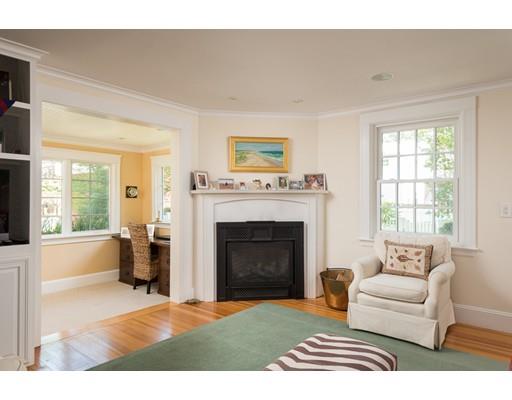 79 Central St, Hingham, MA 02043 photo 4