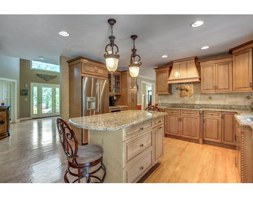 767 King St, Raynham, MA 02767 photo 9