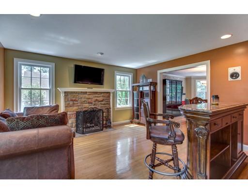 767 King St, Raynham, MA 02767 photo 5