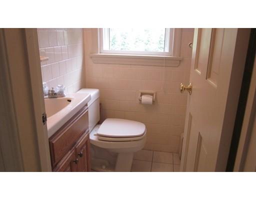 11 Curtis St, Marblehead, MA 01945 photo 6
