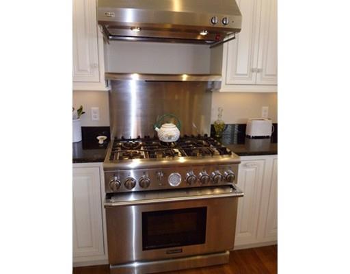 76 Elgin Rd, Pocasset, MA 02559 photo 4