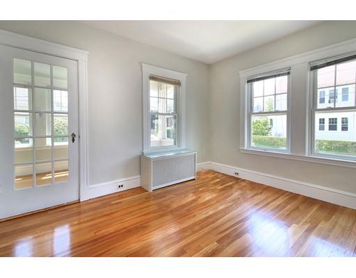 35 Mohan St, Everett, MA 02149 photo 3