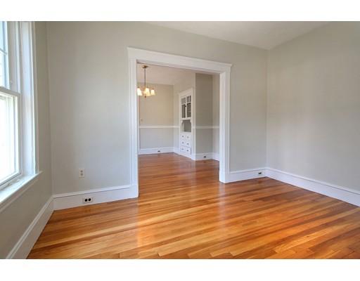 35 Mohan St, Everett, MA 02149 photo 4