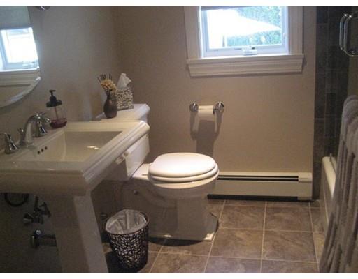 105 Estes St, Everett, MA 02149 photo 12
