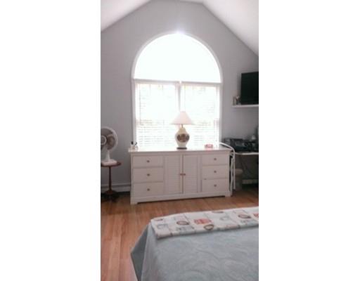 12 Highland St, Mashpee, MA 02649 photo 9