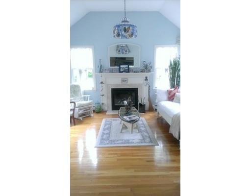 12 Highland St, Mashpee, MA 02649 photo 7